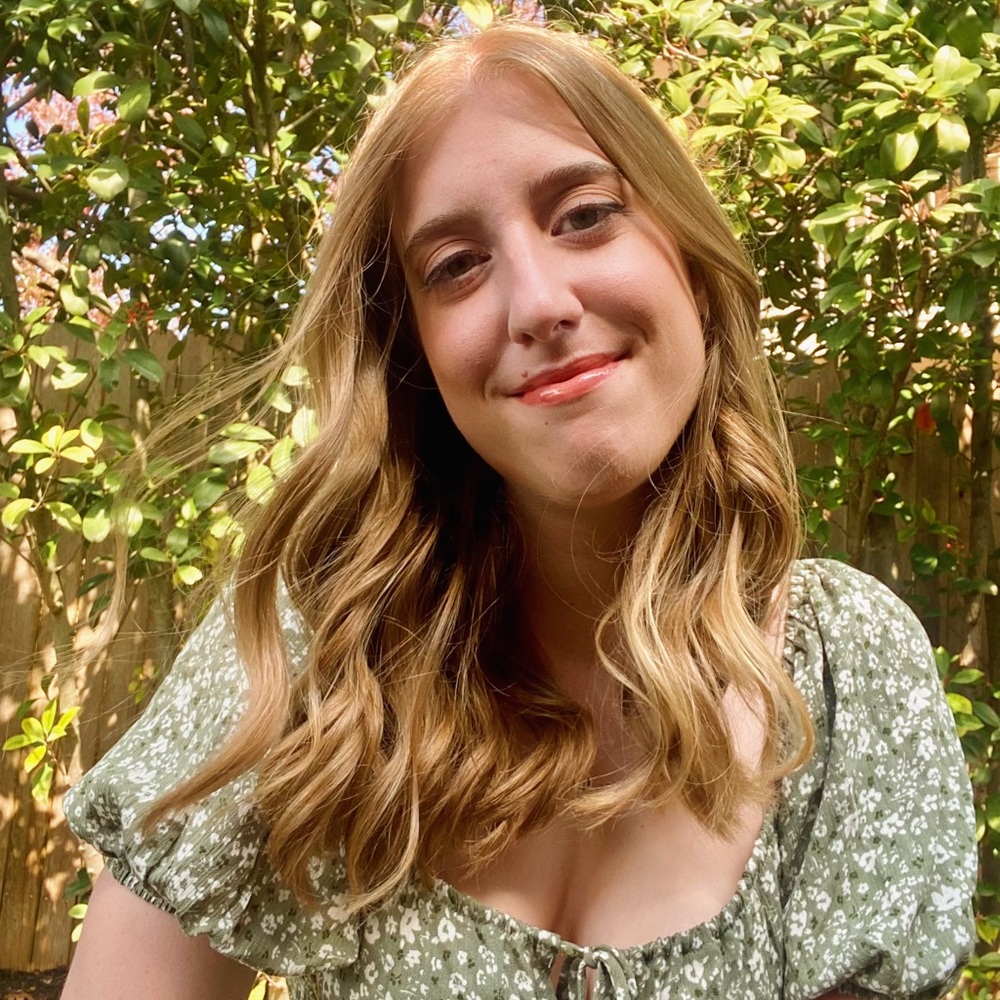 Meet your Posher, Madeline